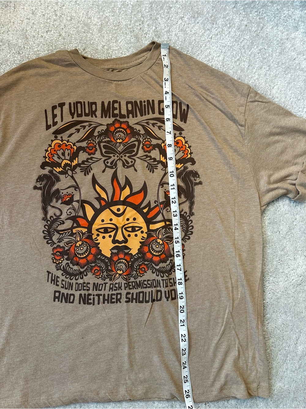 Oversized Modern Lux Brown Graphic Tee with Sunburst and Floral Motif - Picture 6 of 7